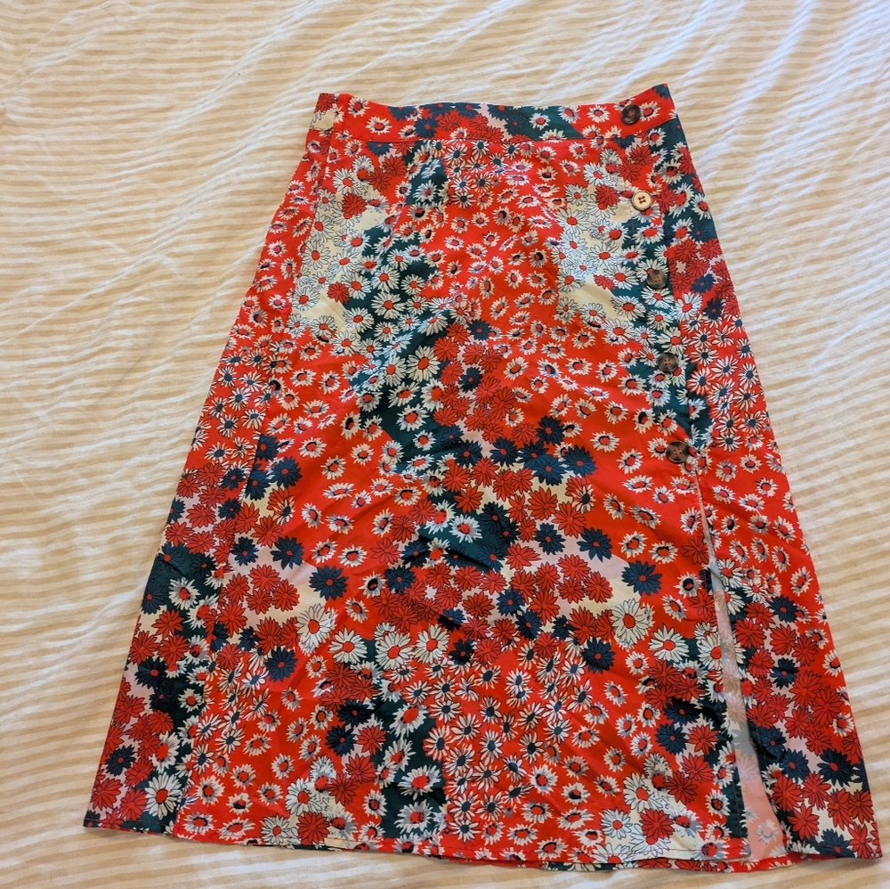 Ditsy Floral Red Women's Button Up Midi Skirt - Picture 1 of 6